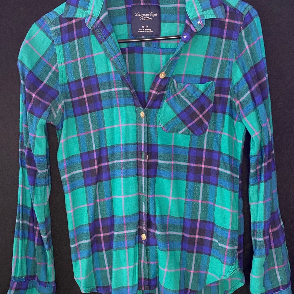 American Eagle Outfitters Green and Blue Plaid Shirt